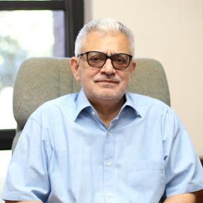 Professor Dr. Yunas Samad